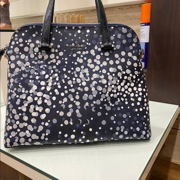 Selling my Original Brand New Kate Spade Tote Bag. - Picture 4 of 6